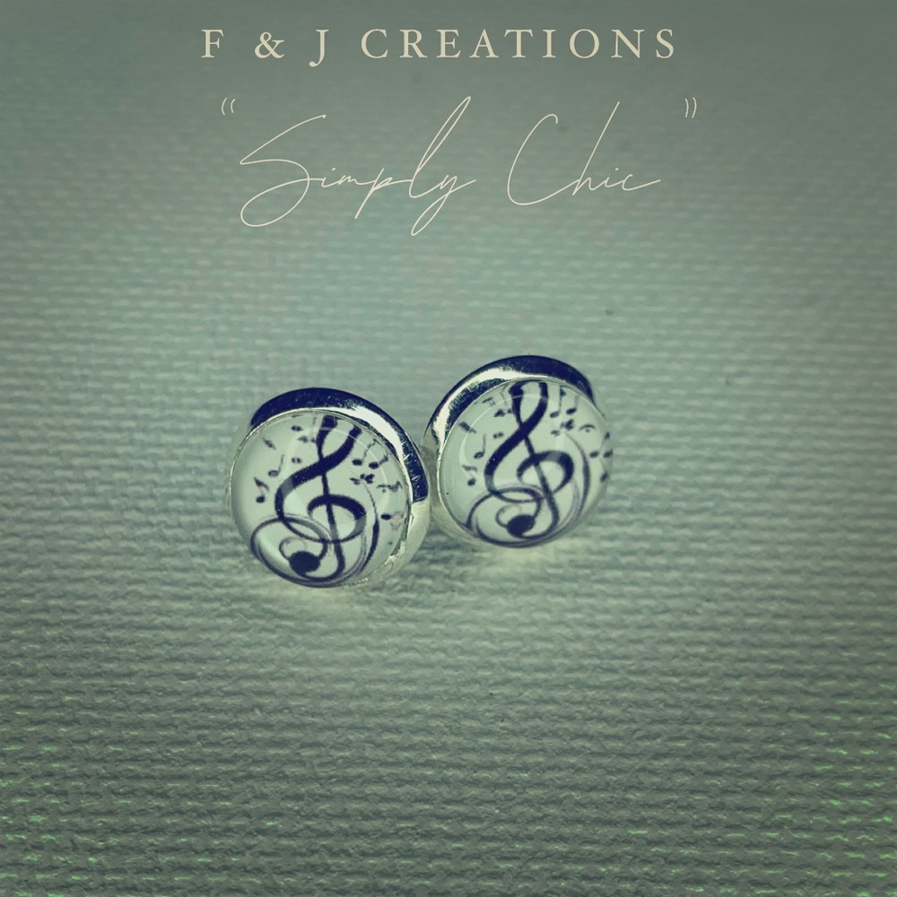 Music 🎶 Note Stud Earrings